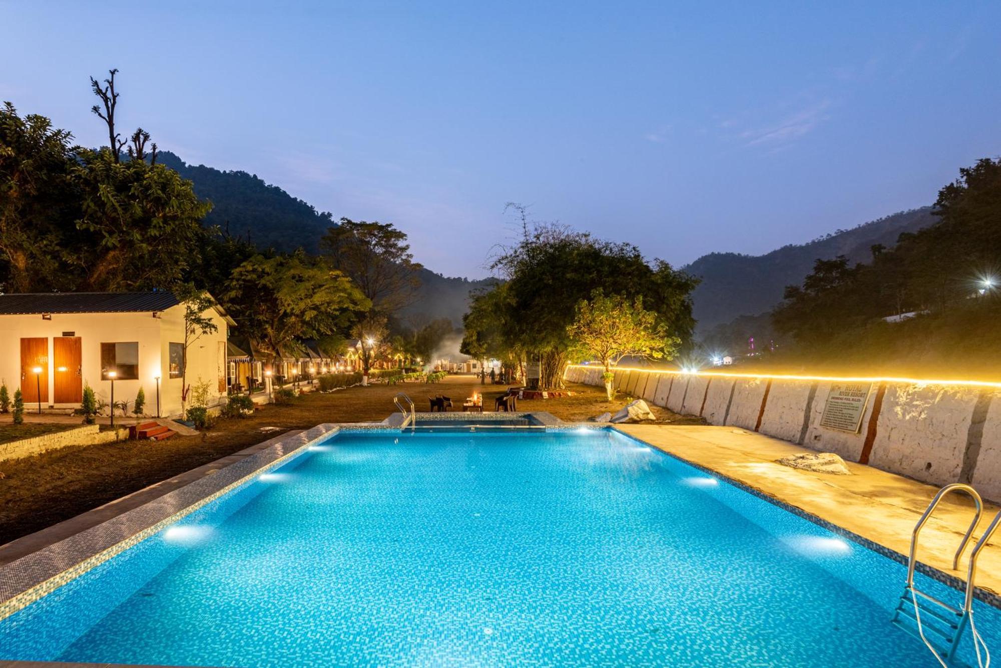 River Valley Resort Risikés Kültér fotó