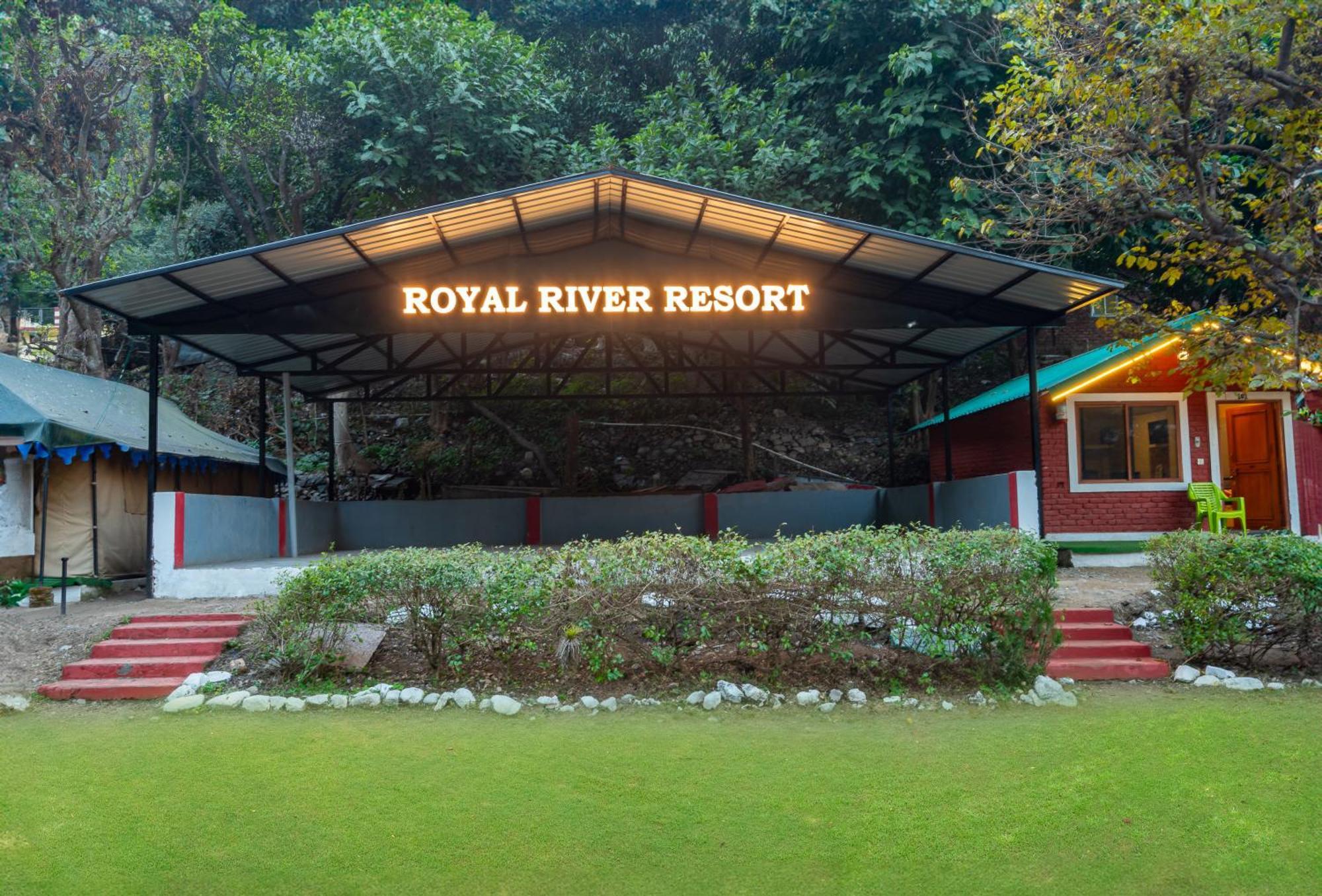 River Valley Resort Risikés Kültér fotó